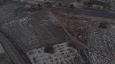Pasabag 'daki peri bacalarının hava volkanik manzarası, Türkiye' nin Kapadokya kentindeki keşiş vadisi. Cappadocia 'da mantar şekilli kaya oluşumları