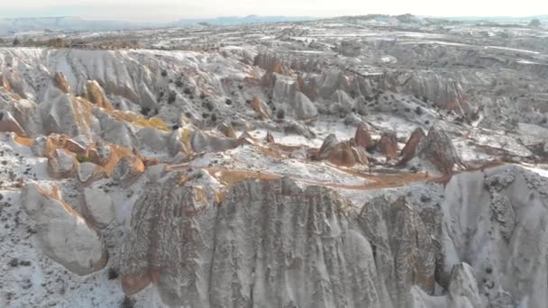 Verbazingwekkende Landschapsbeelden Van Red Valley Met Zijn Spectaculaire Rotsformaties Cappadocië — Stockvideo
