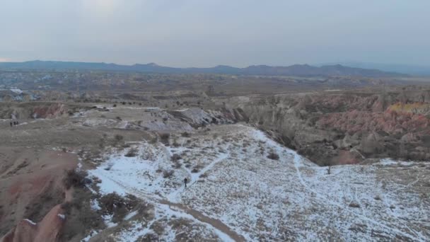 Türkiye Nin Başkenti Kapadokya Daki Muhteşem Volkanik Kaya Oluşumlarıyla Kızıl — Stok video