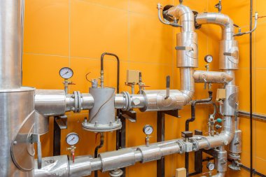 Kazan dairesine bodrumda.