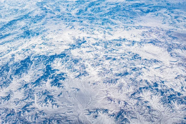 Zicht vanuit het vliegtuigraam. — Stockfoto