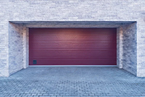 Metal purple gates. — Stock Photo, Image