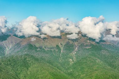 Kafkas dağları yaz akşamları. Soçi..