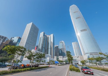 Gündüz şehir manzarası. Merkezi tehlike. Hong Kong.