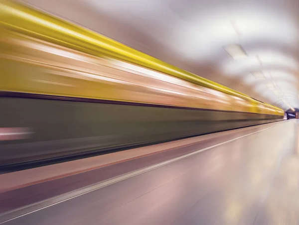 Treno Della Metropolitana Retrò Della Serie Parte Dalla Piattaforma Mosca — Foto Stock