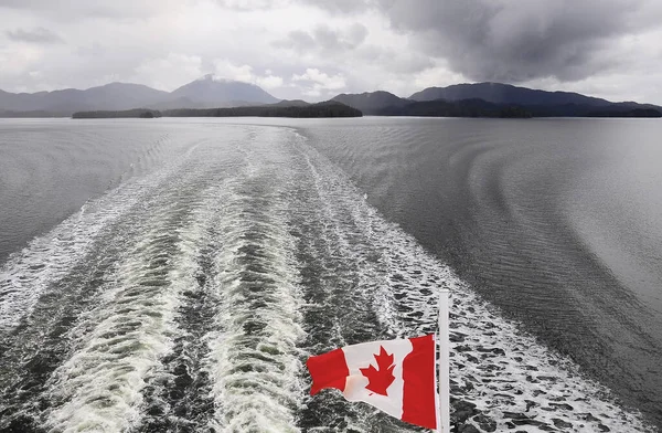 Bandeira Canadá Fundo Oceano Tempestuoso — Fotografia de Stock