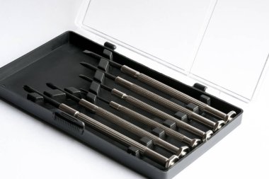 Bir Hassas Tornavida Seti