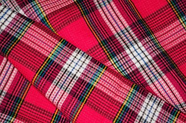 kırmızı kareli kumaş yakın plan