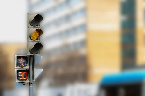 Die Ampel Zeigt Rot Den Verkehr Für Menschen Verbietet Vorsicht — Stockfoto