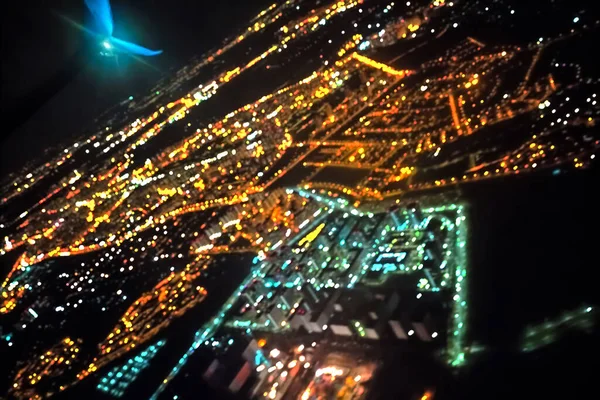 Вид Вікна Літака Міста Вночі Повітря Відкривається Вид Місто Вночі — стокове фото