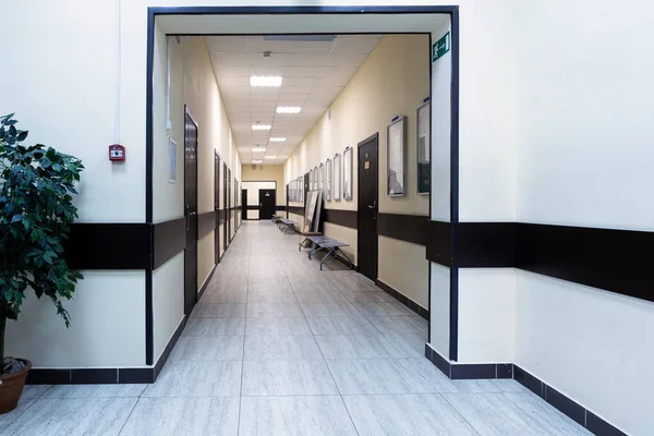 Empty Corridor Modern Office Building Many Brown Doors Very Long — Stock Photo, Image