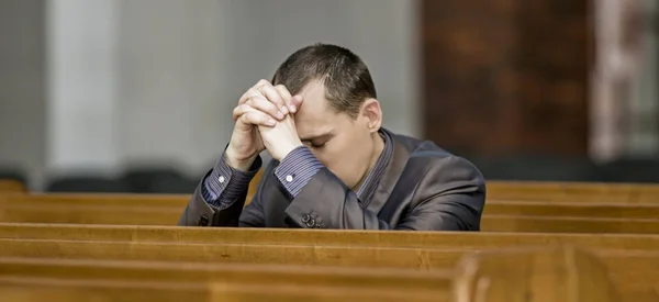 Man Praying Church — Stock Photo, Image