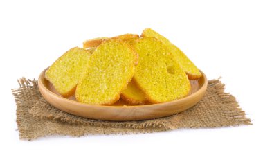 Beyaz arka plan üzerinde gevrek ekmek