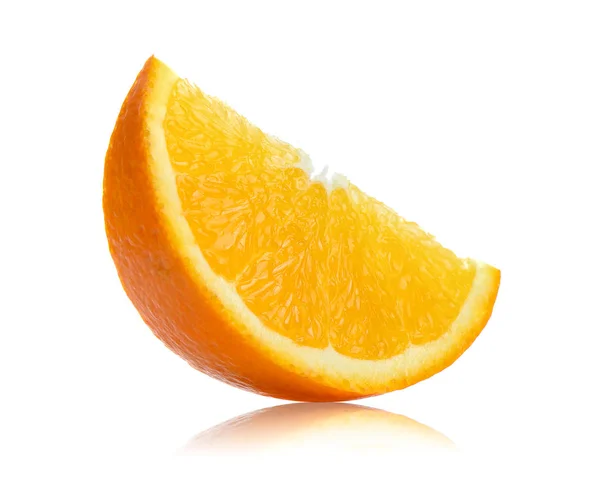 Oranžový řez na bílém pozadí — Stock fotografie