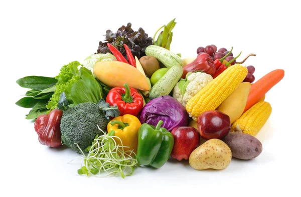 Legumes e frutas sobre fundo branco — Fotografia de Stock