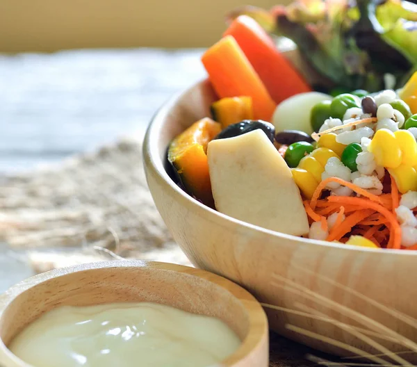 Salat vegetarisch — Stockfoto