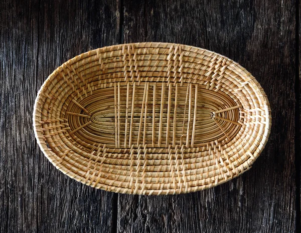 Basket on wood — Stock Photo, Image