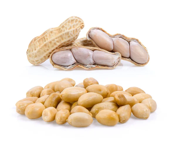 Cacahuètes Isolées Sur Fond Blanc — Photo
