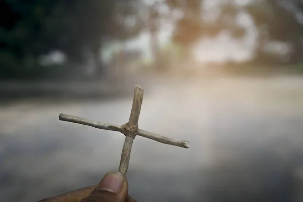 Hand Holding Cross Jesus Christ Symbol Belief Christ Religion Tomb — Stock Photo, Image