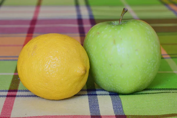 Čerstvé Ovoce Zelenina Zelené Jablko Citron — Stock fotografie