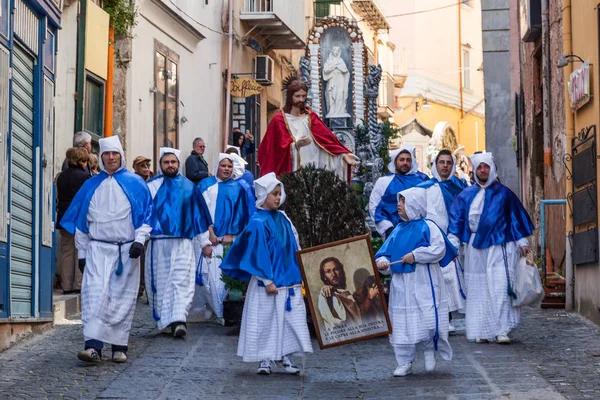 PROCIDA, ITALIA - 25 DE MARZO DE 2016 11 DE MARZO DE 2016  - — Foto de Stock