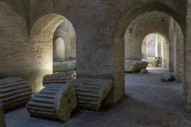 İtalya, Campania, Pozzuoli Anfiteatro Falvio