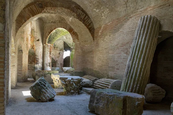 Italia, Campania, Pozzuoli Anfiteatro Falvio — Foto de Stock