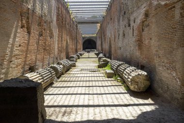 İtalya, Campania, Pozzuoli Anfiteatro Falvio