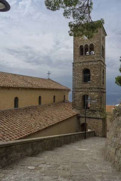 Wandelen Door Steegjes Van Santa Maria Castellabate — Stockfoto