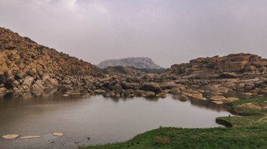 Vijayanagara, Hindistan 'ın kuzeyindeki Karnataka eyaletinin Hampi köyündeki Vijayanagar İmparatorluğu' nun eski başkenti.