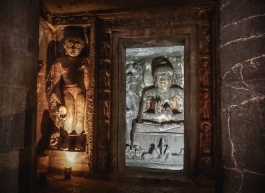 Hindistan, Vindhya Granit Dağları 'ndaki Ajanta Mağara Tapınakları
