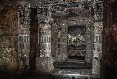 Hindistan, Vindhya Granit Dağları 'ndaki Ajanta Mağara Tapınakları