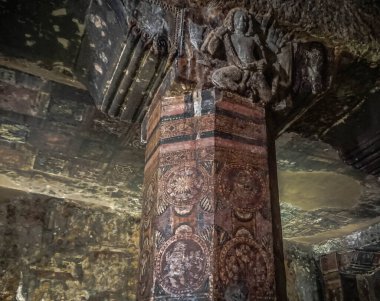 Hindistan, Vindhya Granit Dağları 'ndaki Ajanta Mağara Tapınakları