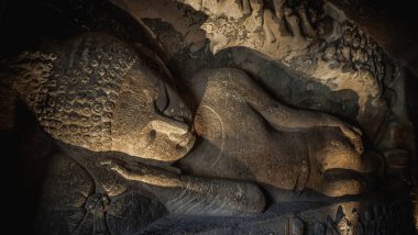Hindistan, Vindhya Granit Dağları 'ndaki Ajanta Mağara Tapınakları