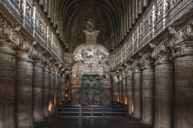 Hindistan, Vindhya Granit Dağları 'ndaki Ajanta Mağara Tapınakları