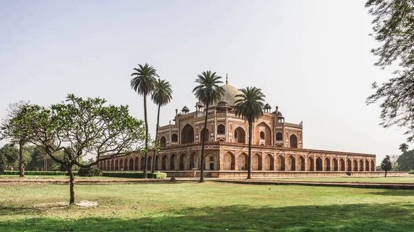 Delhi 'deki Babür İmparatorluğu Hükümdarı Humayun Anıt Mezarı.