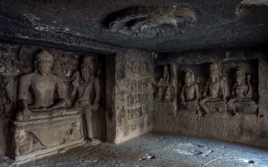 Gizemli Ellora Mağaraları eşsiz bir tapınak kompleksidir.