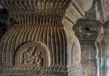 Chalukya hanedanının başkenti Badami, Watapi olarak bilinirdi.