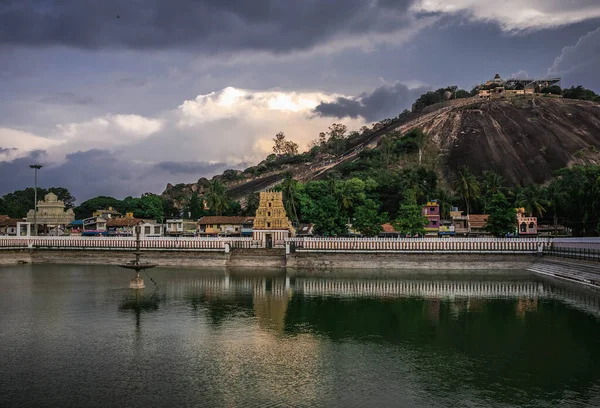 Byen Shravanabelagola Var Vigtigste Pilgrimsfærden Steder Tilhængere Jainisme - Stock-foto