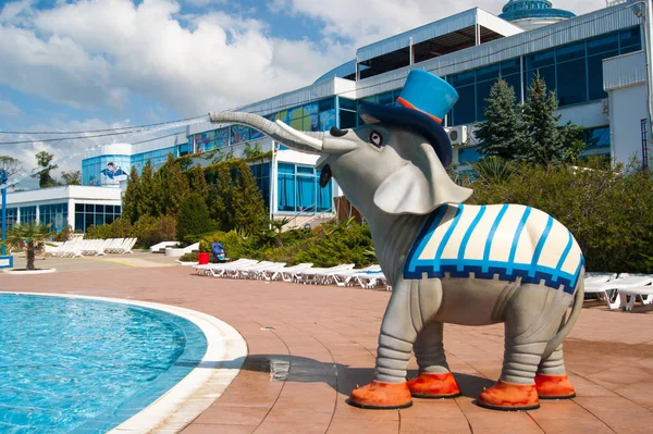 Rusko, Soči, Loo. Aqualoo Water Park. 2019-09-11. Vodní park u bazénu, reakční foto — Stock fotografie