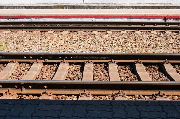 Rails Travessas Close Ferroviário Foto Horizontal Estradas Ferro — Fotografia de Stock