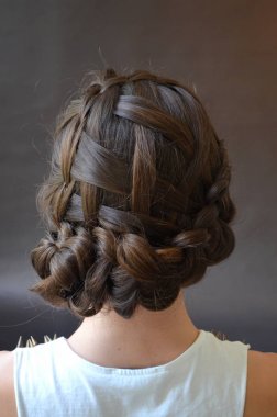 Saç örgü orta uzunlukta Tarih