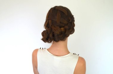 Saç örgü orta uzunlukta Tarih