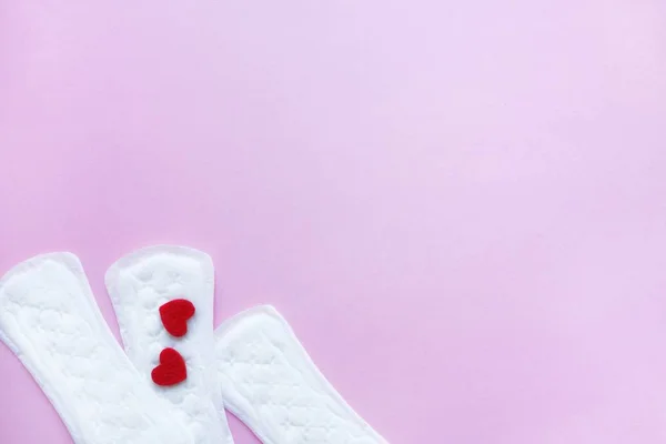 Санитарные Прокладки Розовом Фоне Альтернативный Выбор Средств Женской Гигиены Менструальный — стоковое фото