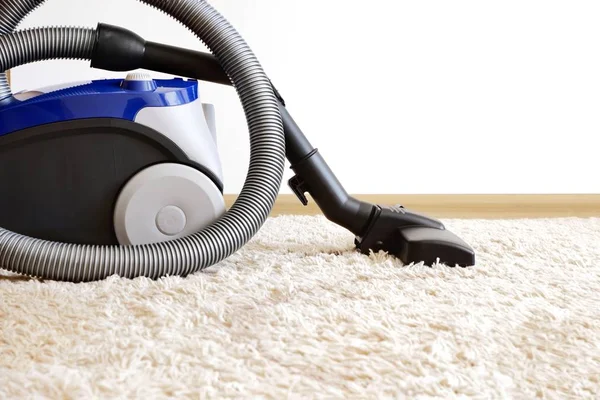 Canister Moderne Stofzuiger Blauw Voor Het Reinigen Van Het Huis — Stockfoto