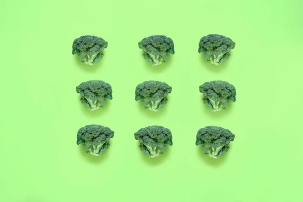 Broccoli Fondo Verde Motivo Cibo Senza Cuciture Stile Minimalista Collage — Foto Stock