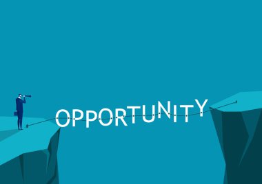 İş adamı teleskopla dağın tepesine bakıyor. Fırsat, liderlik ve amaç. Liderlik vizyon teleskopu, 