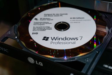 Wildflecken, Bavyera, Almanya - 11 Ocak 2020 Orijinal Microsoft Windows 7 DVD 'si