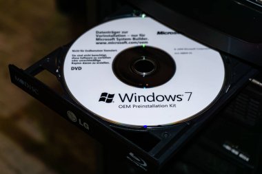 Wildflecken, Bavyera, Almanya - 11 Ocak 2020 Orijinal Microsoft Windows 7 DVD 'si