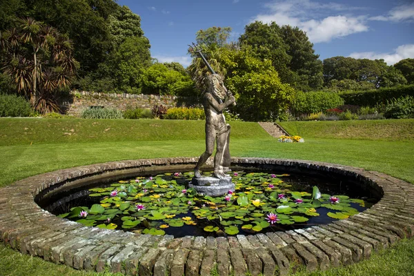 De oude fontein — Stockfoto